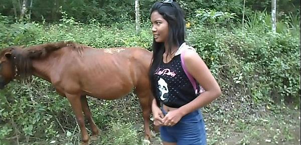  HEATHERDEEP.COM Love giant horse cock so much it makes me squirt